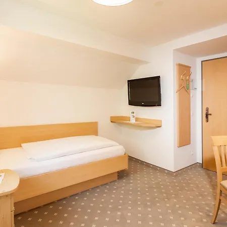Stofflerwirt Hotel